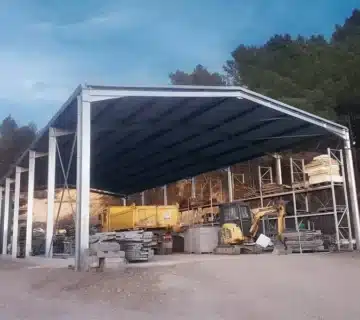 مقایسه عملکرد سوله‌ های فلزی با سوله‌ های کامپوزیتی