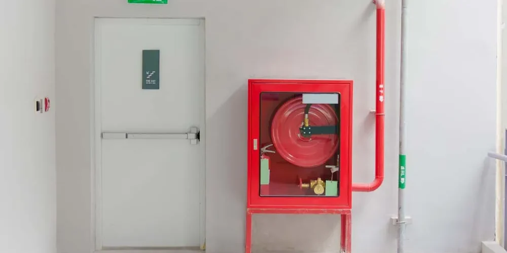 ساخت سوله صنعتی با دسترسی اضطراری